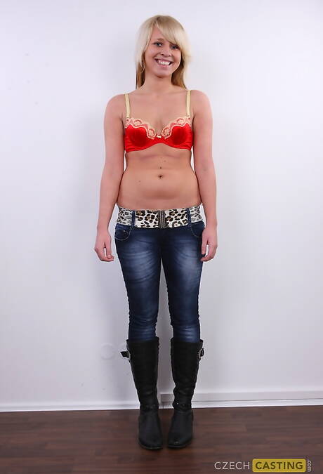 Czech Casting  pleased to share with you xxx picture gallery with Denisa unveiling superb shape